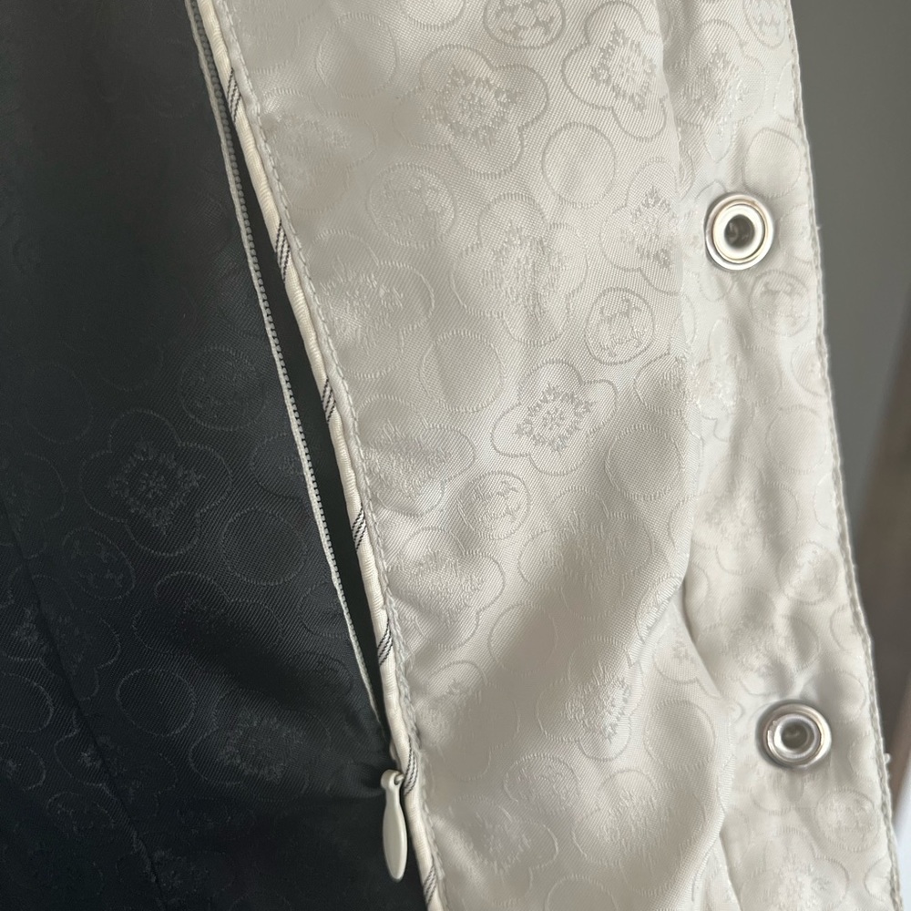 Off White Laundry Puffer Jacket Small - image 7